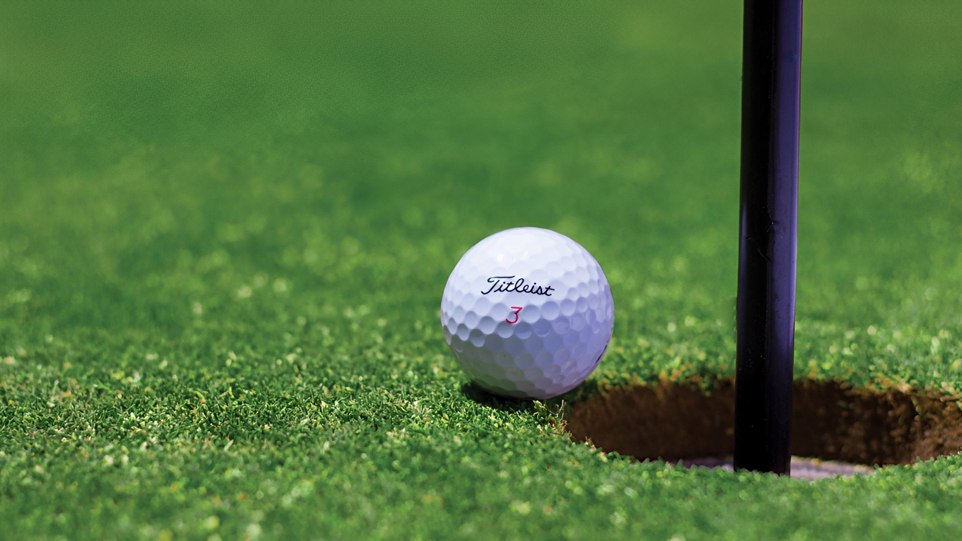 Begagnade golfbollar från Titleist på Pliktgolf.se