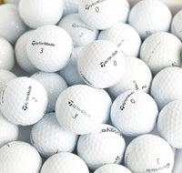 Närbild på TaylorMade Mix golfboll – blandning av olika TaylorMade-modeller med tourprestanda