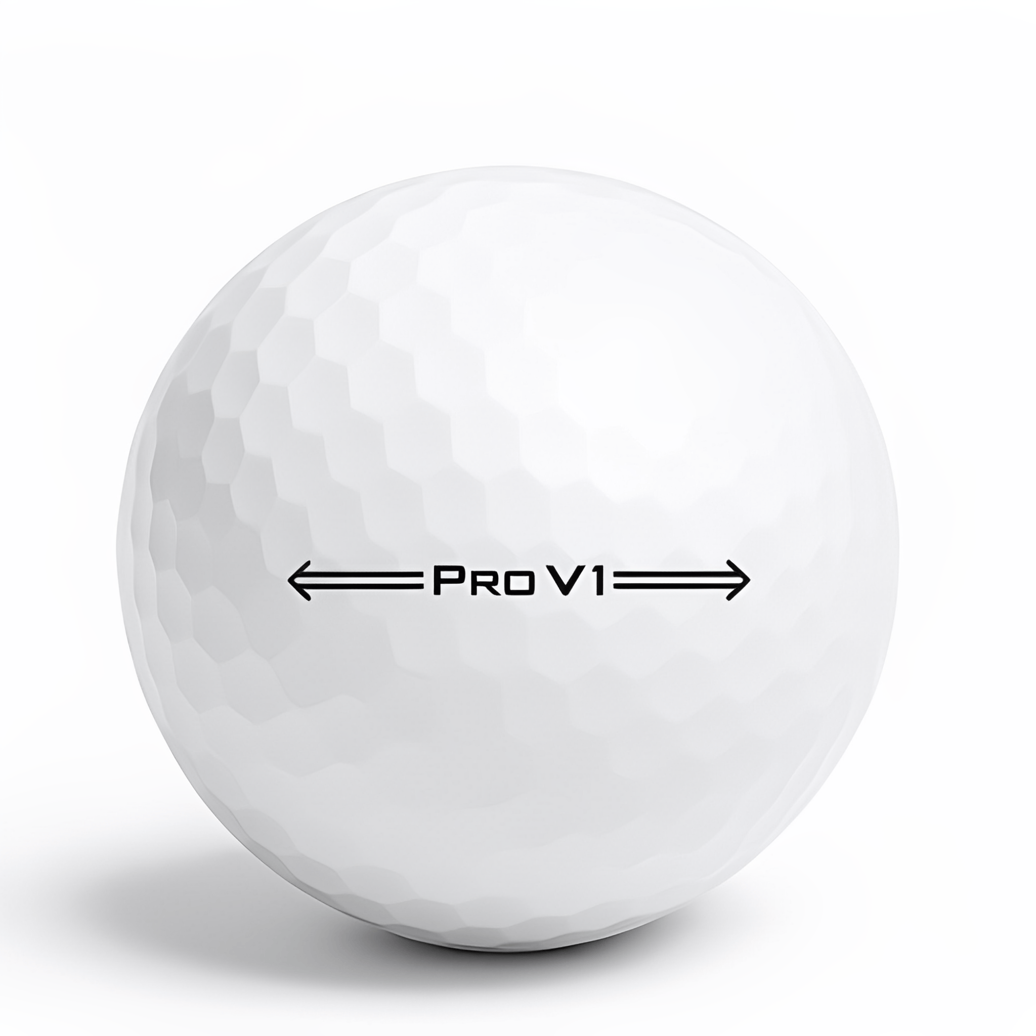 Titleist Pro V1 logotyp på golfboll – 2021/2022 årsmodell hos Plikt Golf